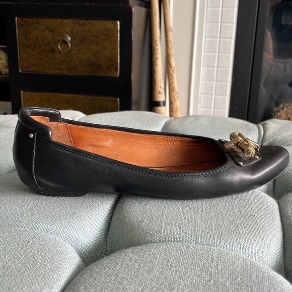Givenchy Leather Flats - Picture 14 of 16